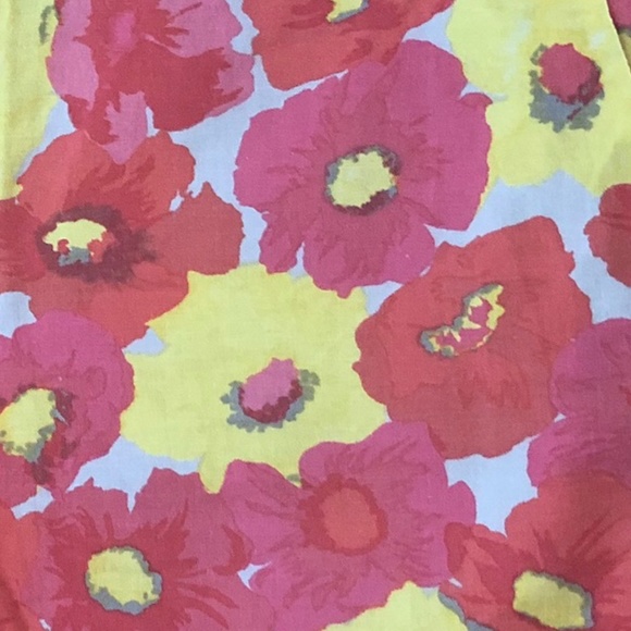 LOFT Yellow Pink Red Floral Shorts Size 6 - Picture 2 of 2